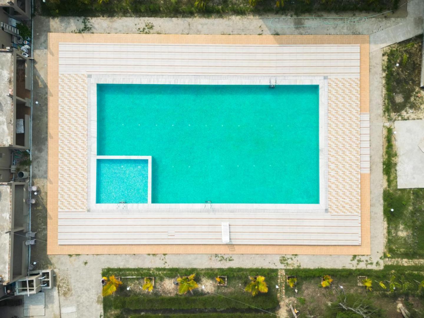 Hotel Nilkantha 曼达莫尼 外观 照片