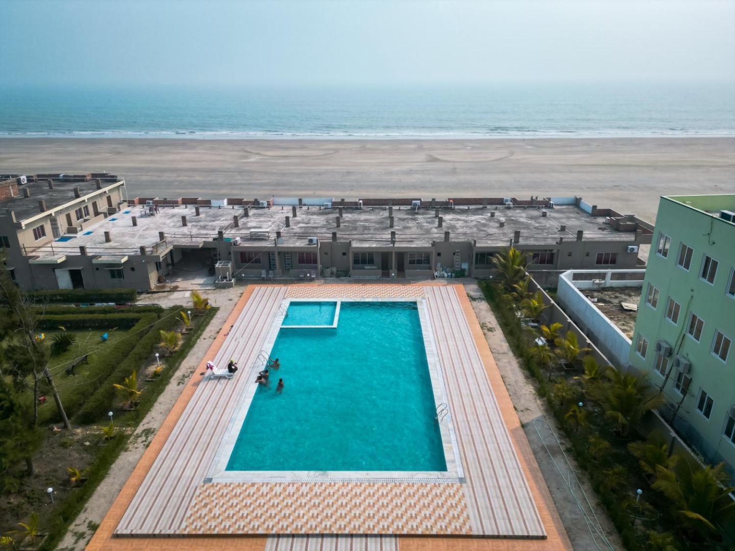 Hotel Nilkantha 曼达莫尼 外观 照片